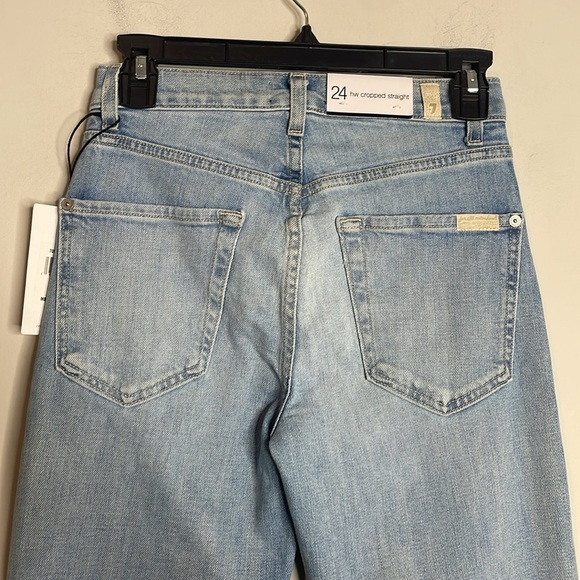 7 For All Mankind | Women’s Light Wash High Rise Distressed Crop Jeans Size 24 - Picture 5 of 8